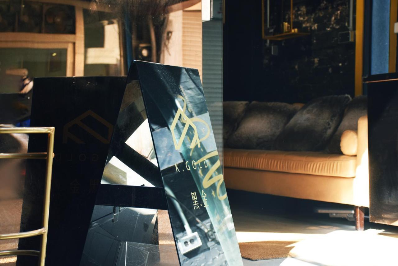 K. Gold Hotel Taichung Exterior photo