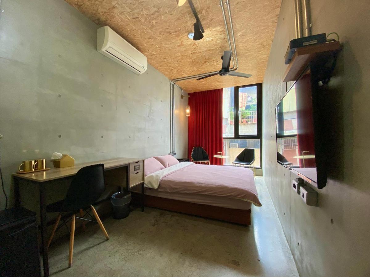 K. Gold Hotel Taichung Room photo