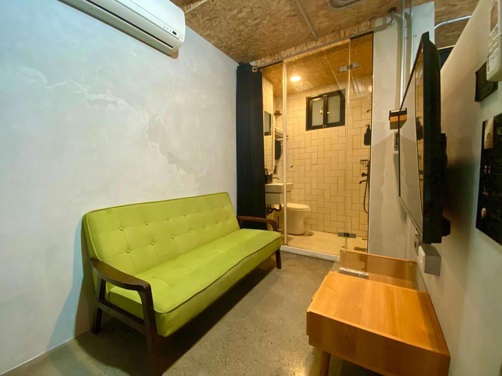 K. Gold Hotel Taichung Room photo