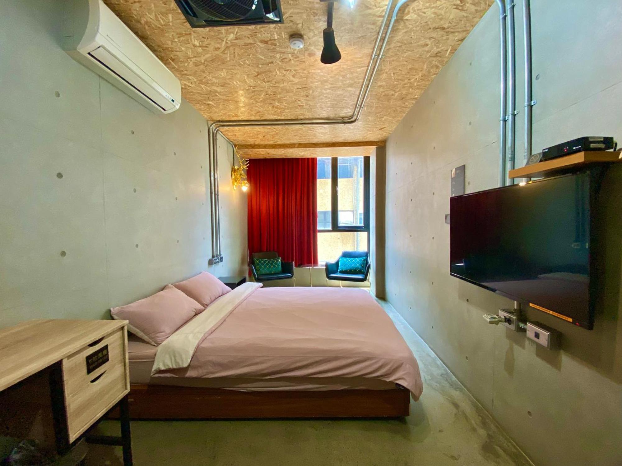 K. Gold Hotel Taichung Room photo