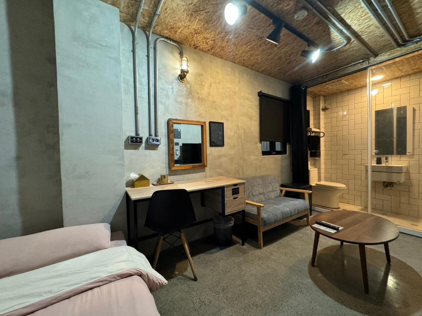 K. Gold Hotel Taichung Room photo